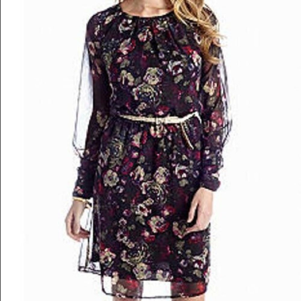 $88 NWT Boho Dress Acclaimed floral Size Medium black pink roses fuchsia